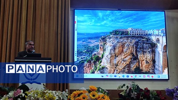برگزاری جلسه آموزشی مشاوران استان البرز با محور تبیین برنامه‌های حوزه مشاوره در کانون شهید فهمیده کرج