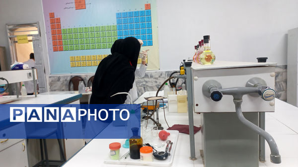 مسابقات علمی علوم تجربی در پژوهش سرای رازی مشهد 