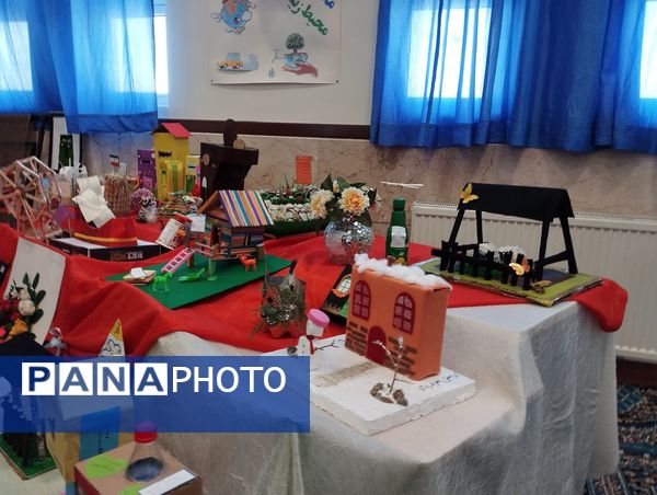  نمایشگاه دست‌سازه‌ها و فعالیت‌های پژوهشی در دبستان شقایق‌ها شهرستان ملارد