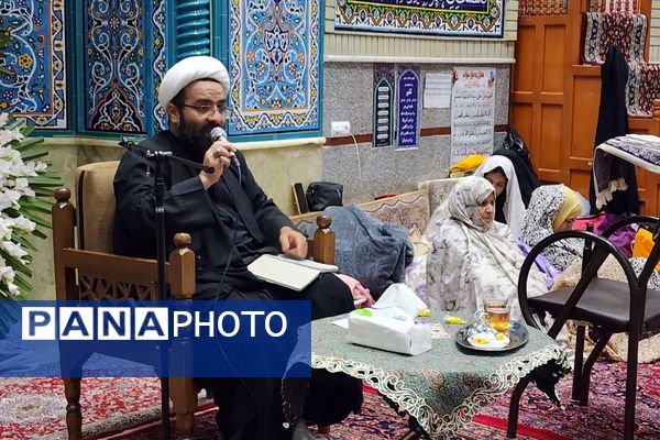 نوجوانان و جوانان در اعتکاف مسجد امام موسی کاظم (ع) گرد هم آمدند