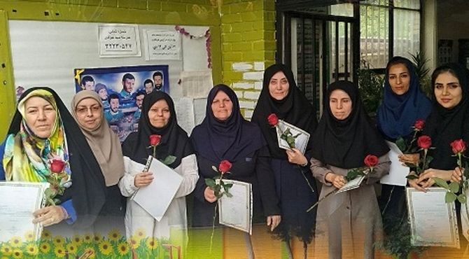 برگزاری جشن هفته معلم در دبیرستان جوادی کرج 