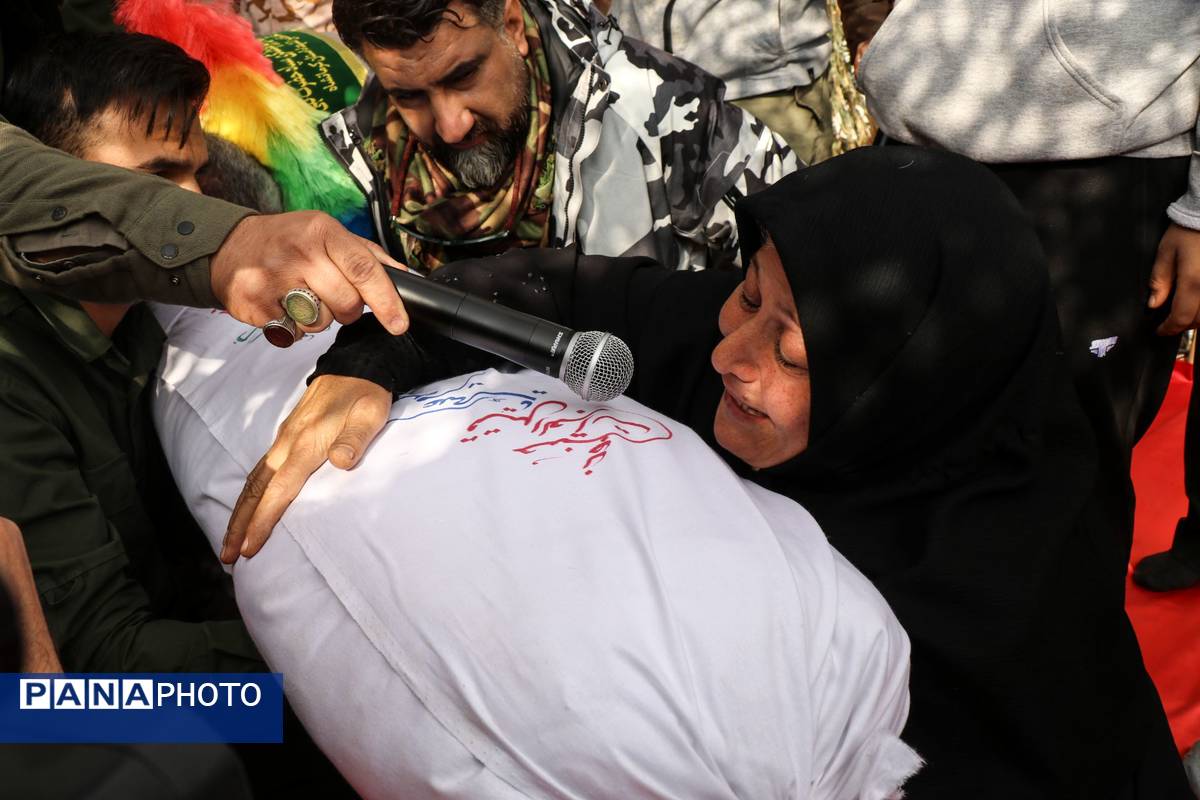 آیین تدفین شهید گمنام در کرمانشاه