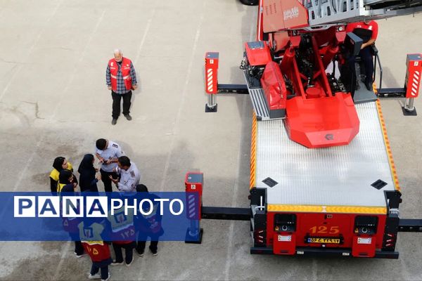 تمرین عملی دانش‌آموزان خوزستان برای بیست و هفتمین مانور سراسری زلزله