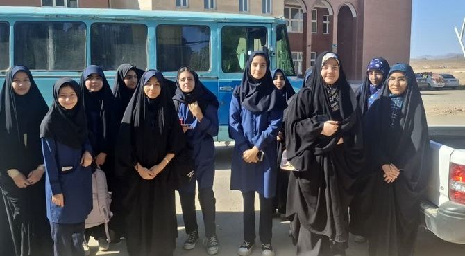 حضور دانش‌آموزان گرمساری در مسابقات استانی لیگ جت 