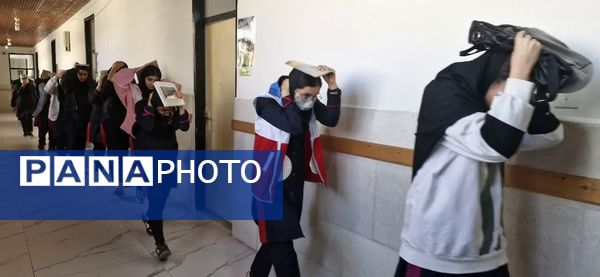 هفته پدافند غیر عامل و بسیج دانش‌آموزی در محمودآباد 