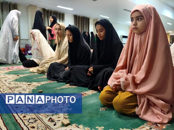 لحظات ناب اعتکاف دانش‌آموزی دختران در جاسک