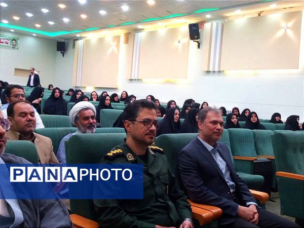 جلسه توجیهی معاونین و مربیان پرورشی مدارس کاشمر
