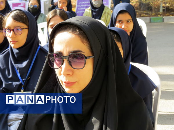 انتخابات همیار مشاور مدرسه دخترانه فرزانگان