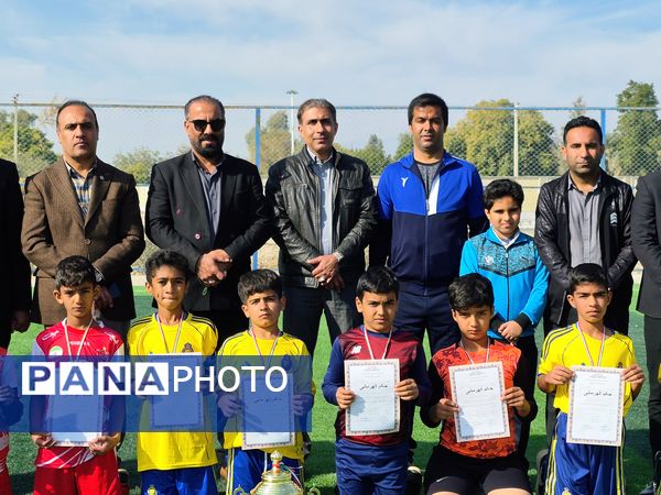 عنبرآباد میزبان فینال مسابقات مینی فوتبال