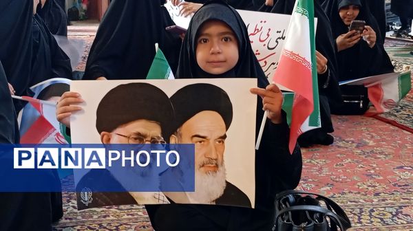 خروش شیر زنان چهارمحال‌وبختیاری در حمایت از رهبر انقلاب