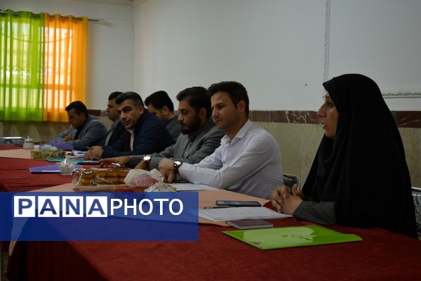 نشست تخصصی مدیران متوسطه اول و دوم بهارستان‌دو