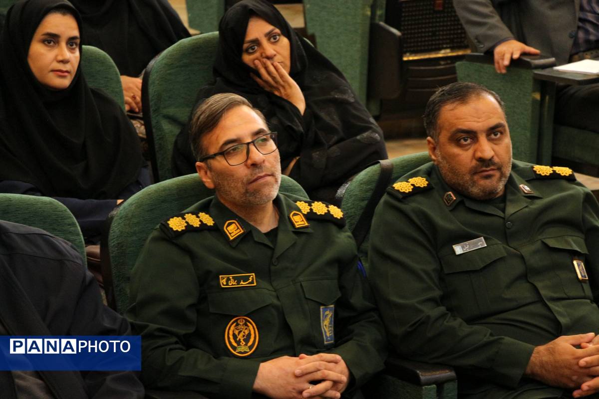 برگزاری دوره آموزشی ـ تربیتی مسیر معلمی ویژه همکاران راز و جرگلان، مانه و سملقان