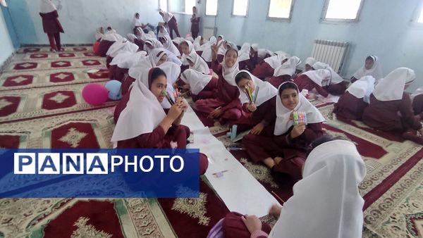 جشن رنگارنگ کودک و تخم‌مرغ در دبستان استقلال حاجی‌آباد؛ شادی، خلاقیت و تغذیه سالم در کنار هم