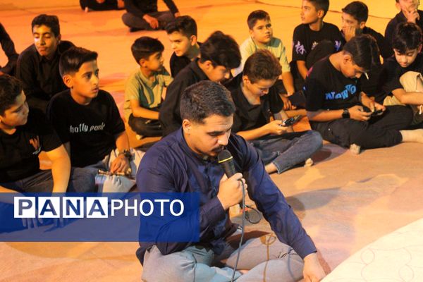 مراسم عزاداری شب چهارم محرم در هیات مکتب‌‌‌الزهرا حاجی‌آباد 