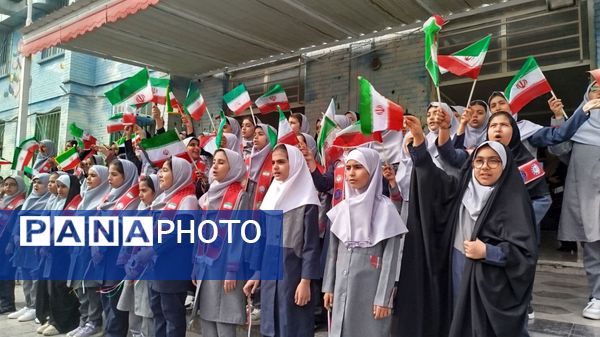 حال و هوای دانش آموزان در آغاز سال تحصیلی در دبستان نیایش۲ 