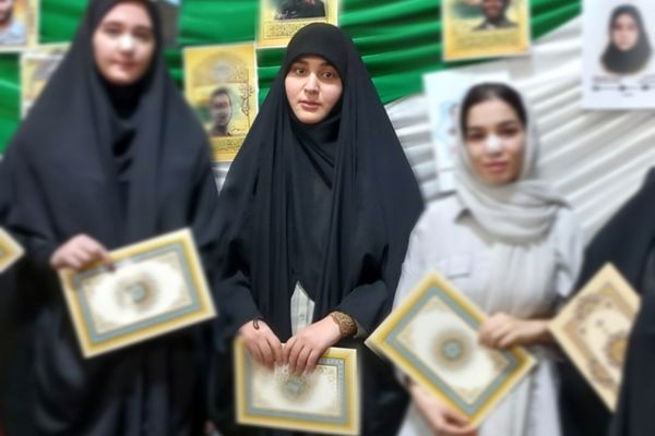 گردش در فضای مجازی بزرگترین دشمن موفقیت تحصیلی است