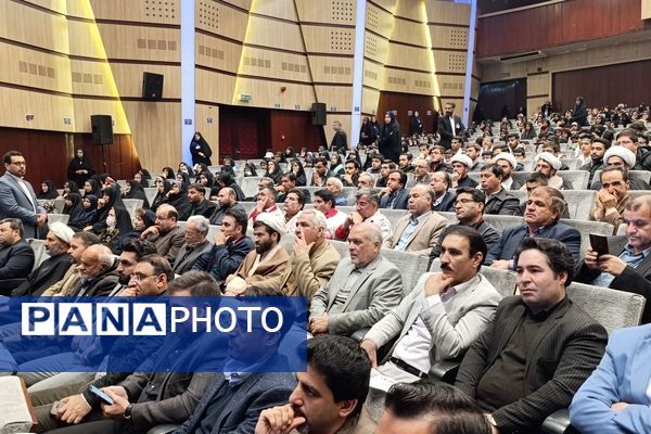 آیین نکوداشت خیر مدرسه ساز عبدالرضا وکیلی با حضور وزیر آموزش و پرورش در نیشابور 