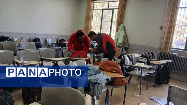 برگزاری مانور سراسری زلزله و ایمنی در مدرسه شهید دهقان 