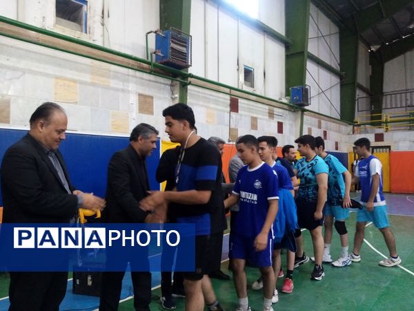 فینال فوتبال مدارس متوسطه ناحیه 3 مشهد