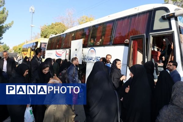 اعزام دانش‌آموزان دختر گلپایگانی به اردوی راهیان نور 