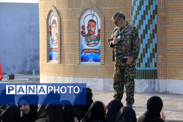 حال و هوای دختران هنرستانی قم در بازدید از یادمان‌های عملیاتی جنوب کشور