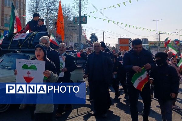 حضور پرشور و باشکوه مردم محمدشهر در راهپیمایی ۲۲بهمن