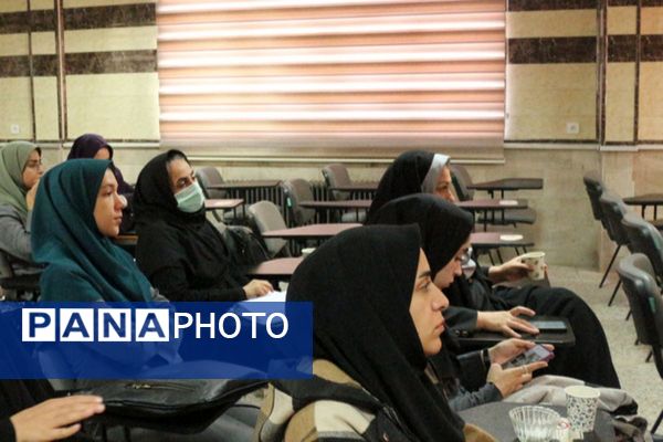 دورهمی هنر و آموزش: کارگاه تئاتر درسی در فیروزکوه