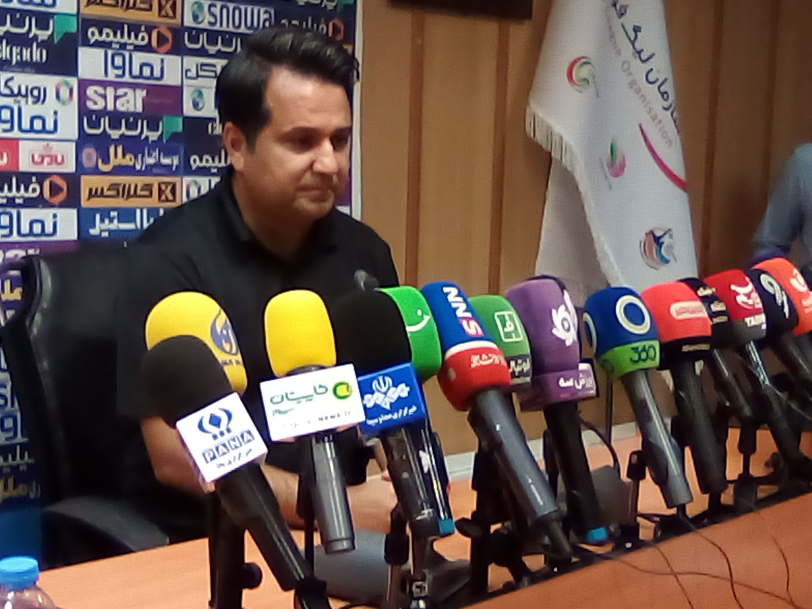 غیبت مسعود شجاعی در نشست خبری پیش از بازی هوادار - نساجی مازندران