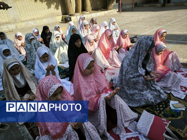 خواندن نماز باران در دبستان دخترانه شطیطه2