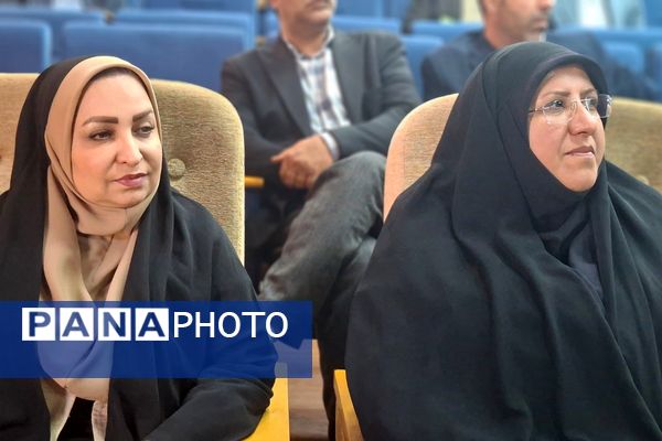 نشست فصلی مدیران شهرستان قرچک