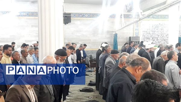 حضور نوجوانان علم و دانش مدرسه حضرت زینب(س) در نماز جمعه شهرستان اسدآباد 