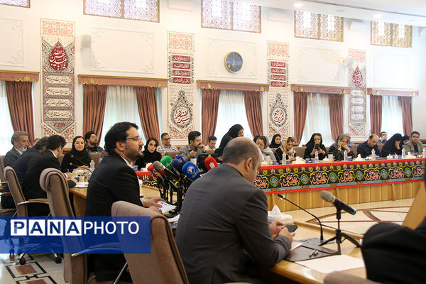 نشست خبری مهرداد بذرپاش وزیر راه و شهرسازی