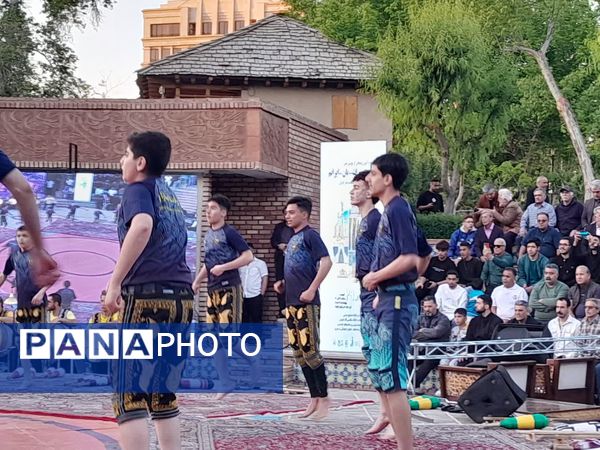 برگزاری جشنواره آیین و رونمایی از پویش‌ ملی «من میراث‌بان ایرانم» در پارک ایران کوچک کرج 