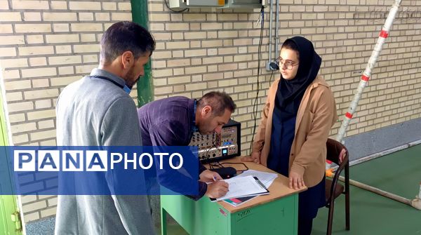 هفته پیوند اولیا و مربیان در شهرستان رزن 
