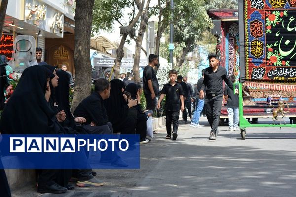  انا علی العهد، ما نسل ظهوریم