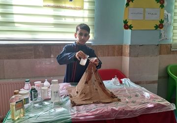 جشنی آمیخته با خلاقیت در نمایشگاه پژوهش مدرسه جمشید کاشانی ملارد