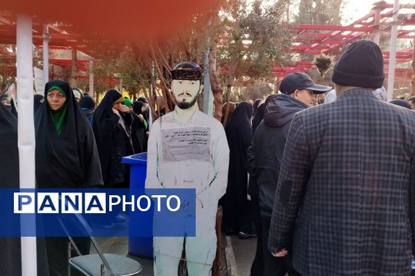 تجدید عهد با شهدا 