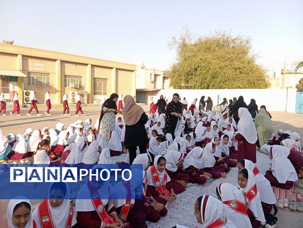 حال و هوای معنوی در دبستان شهید علی رضایی بندرعباس