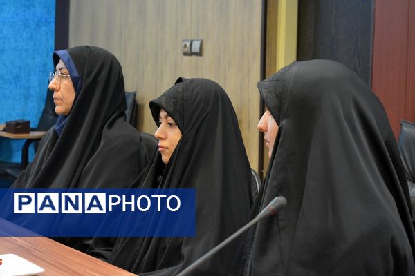 تقدیر از برگزیدگان لیگ جت در سالن فرهنگ بهارستان‌دو