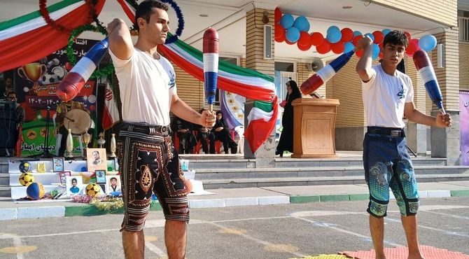 شور و هیجان ورزش در مدرسه ایمان