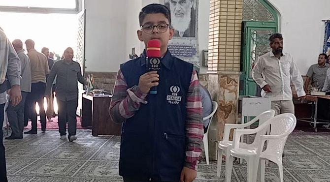 برگزاری میز خدمت هفته دولت در نماز جمعه شهر جعفریه قم