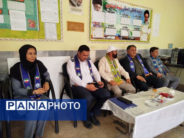 بازدید ارزیاب کشوری سازمان دانش‌آموزی در مدارس تمام پیشتاز شهرستان فاروج
