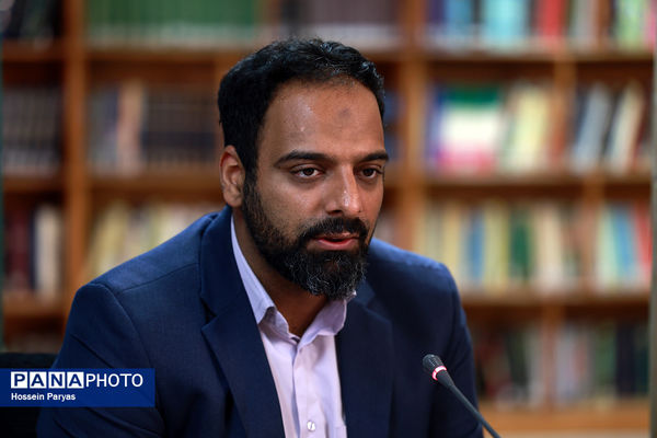 آیین تجلیل از برگزیدگان طرح ملی صبح رویش