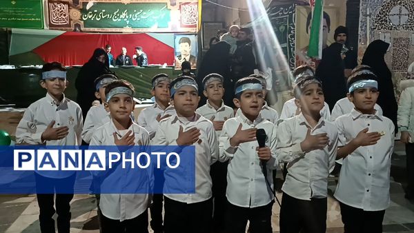 اجرای گروه های سرود در شهرستان کاشمر 