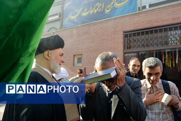 بدرقه دانش‌آموزان بهارستانی به راهیان‌نور