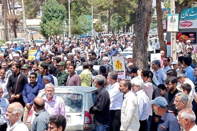 مشت هایی که انتقام را صدا می‌زند 