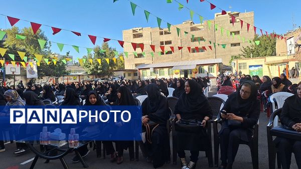 آیین متمرکز استانی نواختن زنگ مهر در مدارس استان البرز