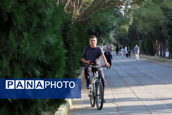 طرح پویا، شهر پویا با برگزاری  همایش پیاده روی خانوادگی در بوستان ورزش ملارد 