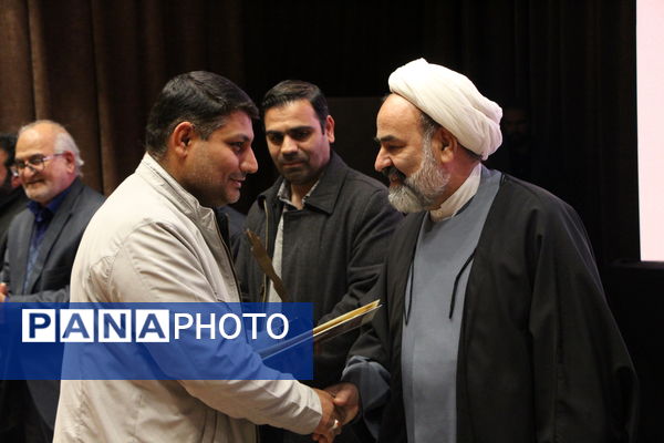 اختتامیه جشنواره مقاومت ادبی هنری فضای مجازی 