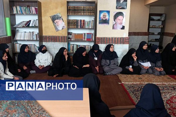 محفل انس با قرآن کریم در مدرسه نرگس و فرهیختگان2 پردیس